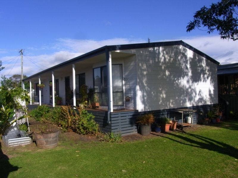 33 Lakeside Drive, Eden, Eden - Thumbnail 4