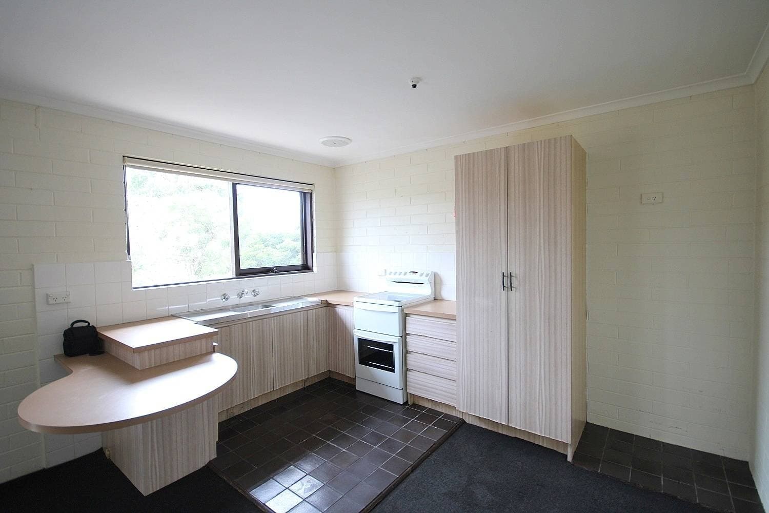 Unit 3, 28 West St, Eden, Eden - Thumbnail 4