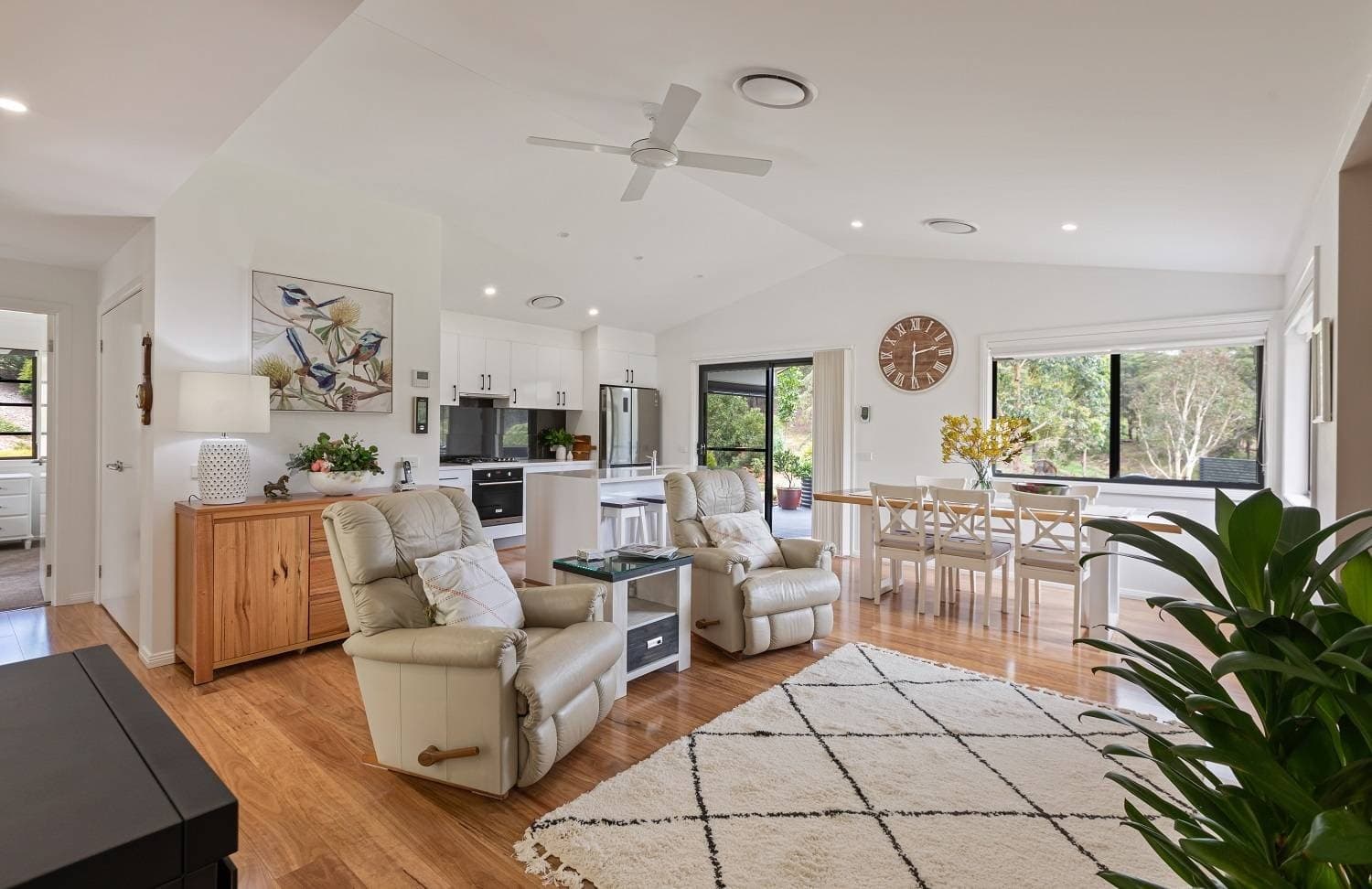 3 Florabunda Pl, Nethercote, Nethercote - Thumbnail 4