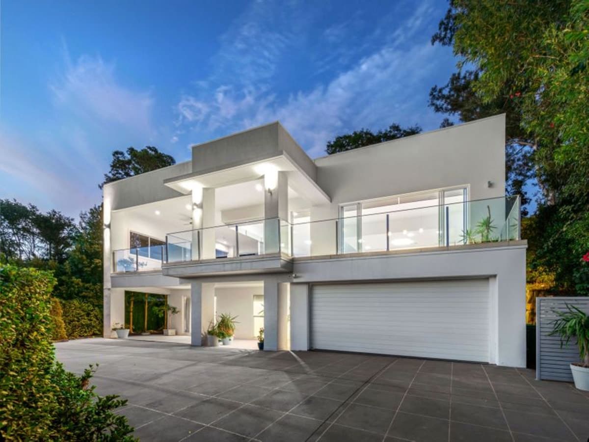 32 Robertson Place, Fig Tree Pocket - Image 1