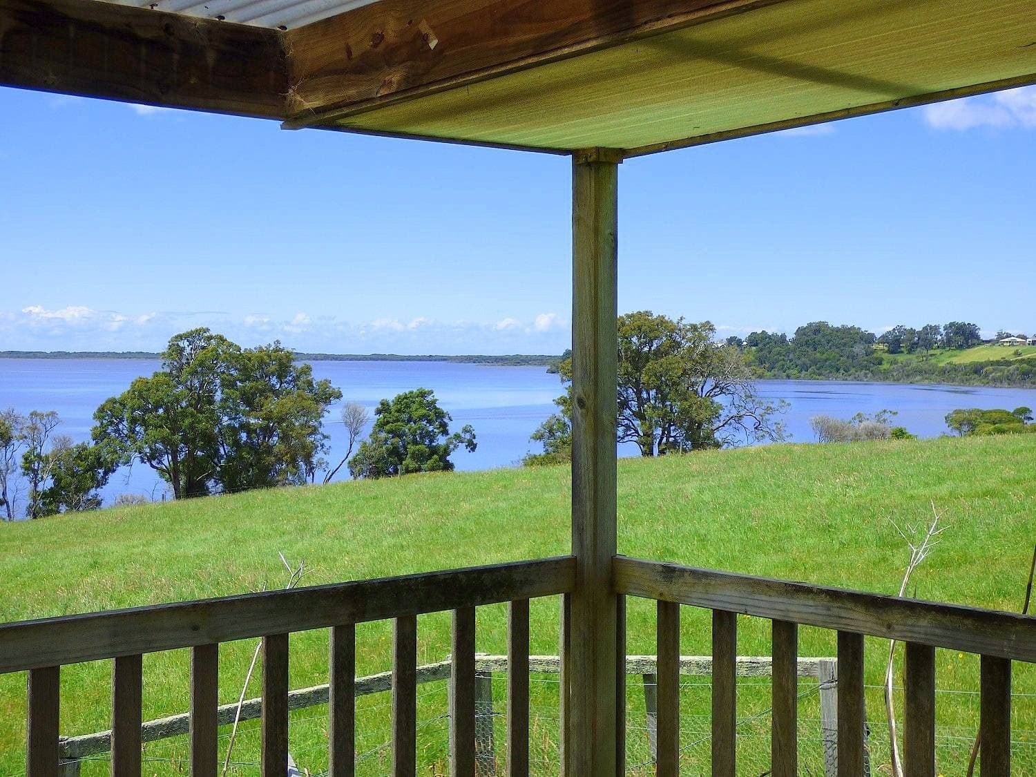 327 Lakeside Dr, Mallacoota, Mallacoota - Thumbnail 6