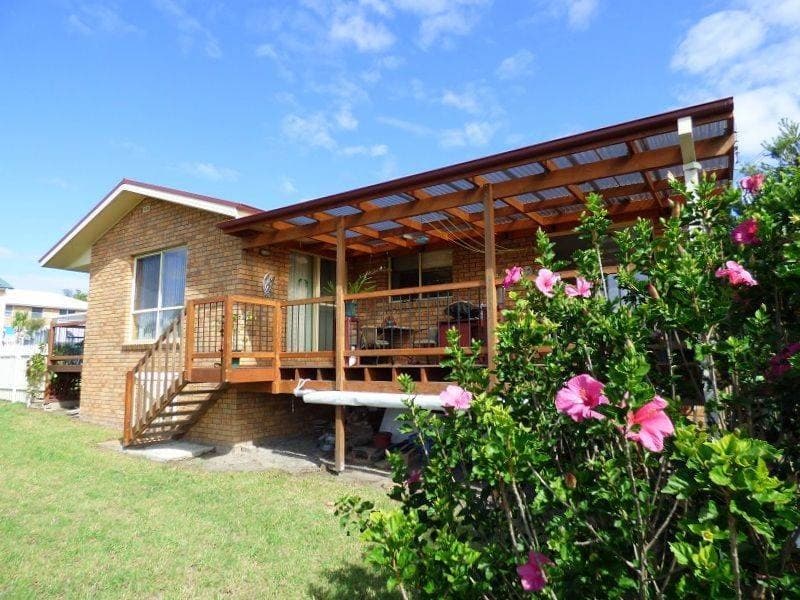 12 Blue Marlin Court , Eden, Eden - Image 1