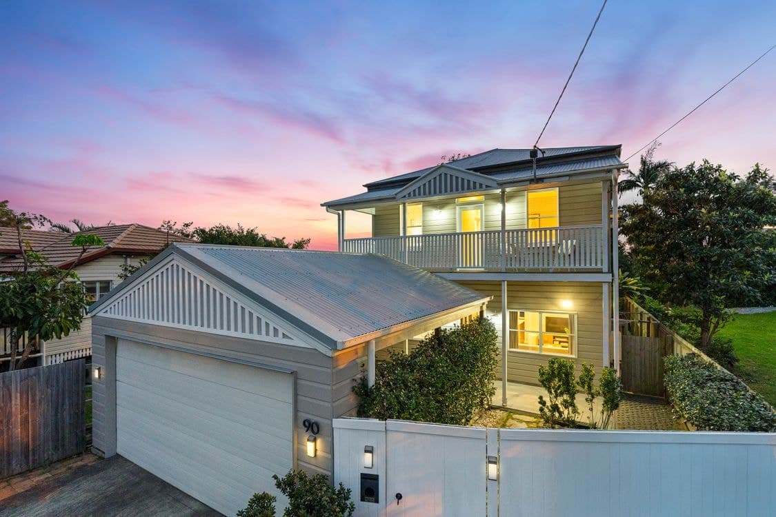 90 Gordon Parade, MANLY, QLD 4179, Manly - Image 1