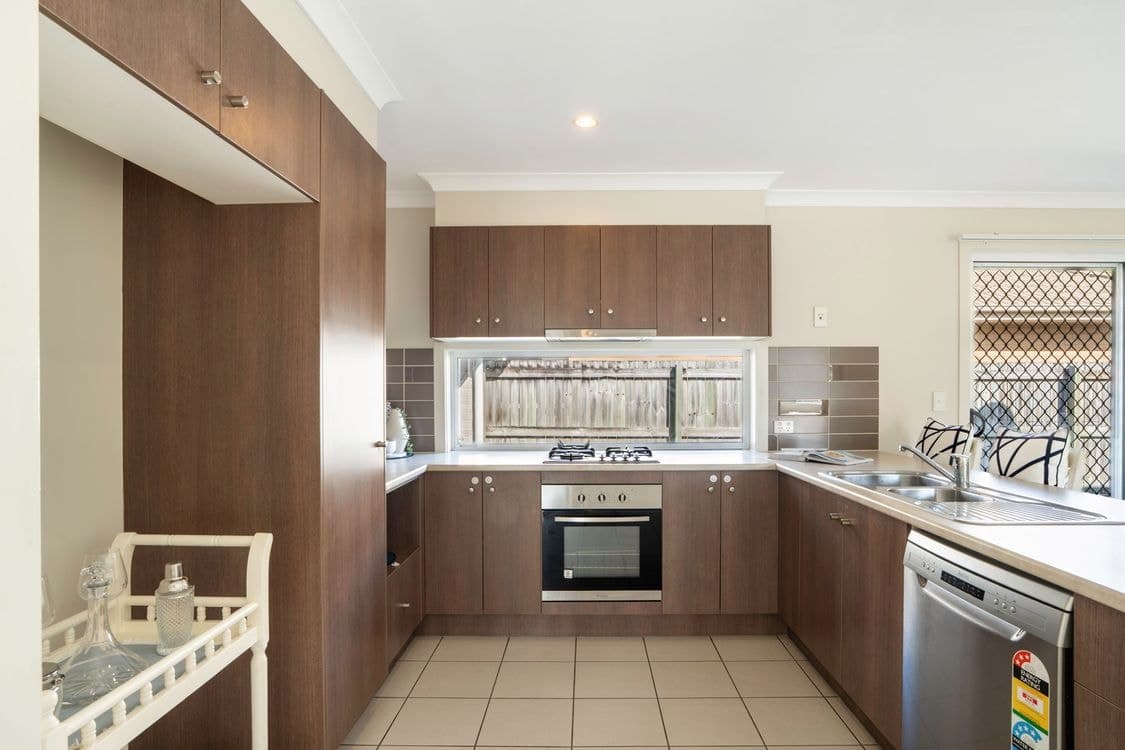 217 Cedar Road, REDBANK PLAINS, QLD 4301, Redbank Plains - Thumbnail 6