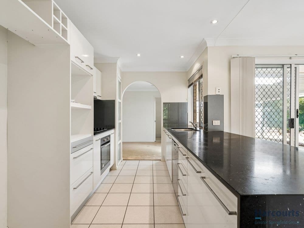 13 Palm Avenue, RACEVIEW, QLD 4305, Raceview - Thumbnail 2