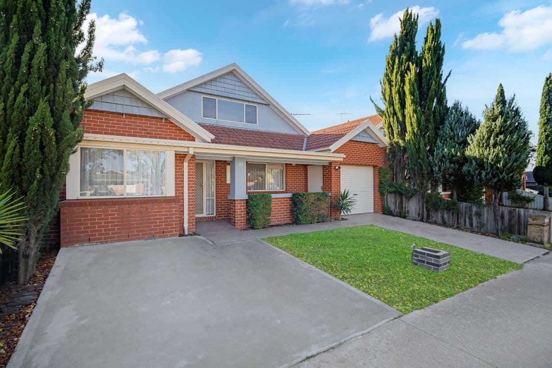 55 Santa Cruz Boulevard, ROXBURGH PARK, VIC 3064, Roxburgh Park - Thumbnail 2