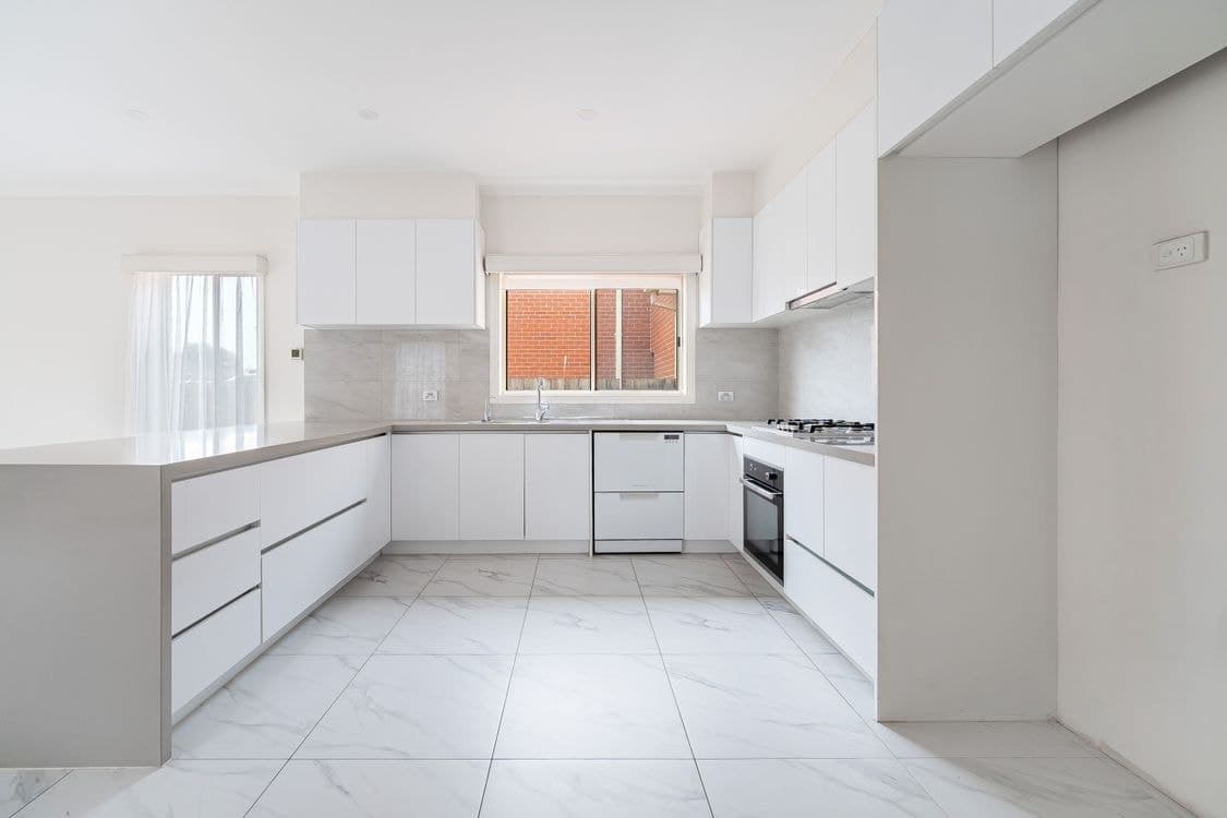 55 Santa Cruz Boulevard, ROXBURGH PARK, VIC 3064, Roxburgh Park - Thumbnail 5