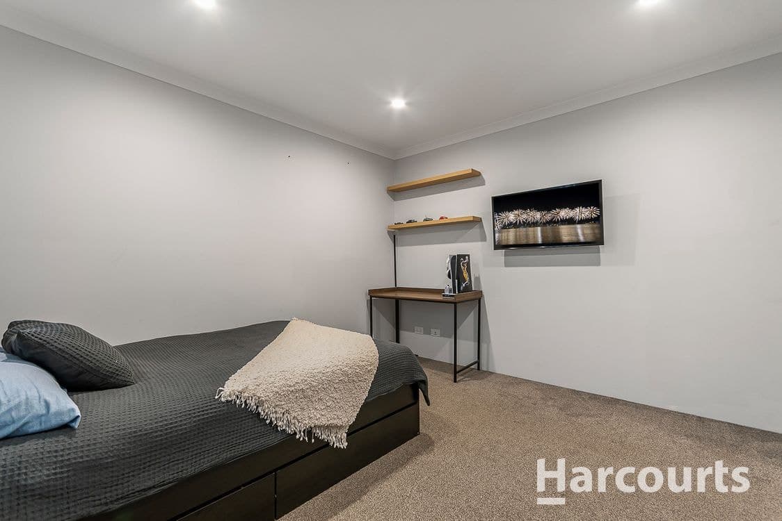 17 Dazzle Road, EGLINTON, WA 6034, Eglinton - Thumbnail 3