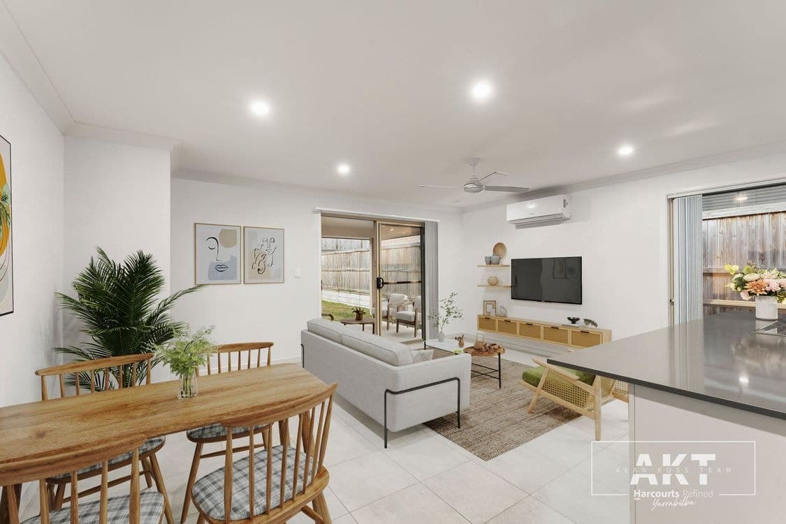 15 Griffith Street, YARRABILBA, QLD 4207, Yarrabilba - Thumbnail 2