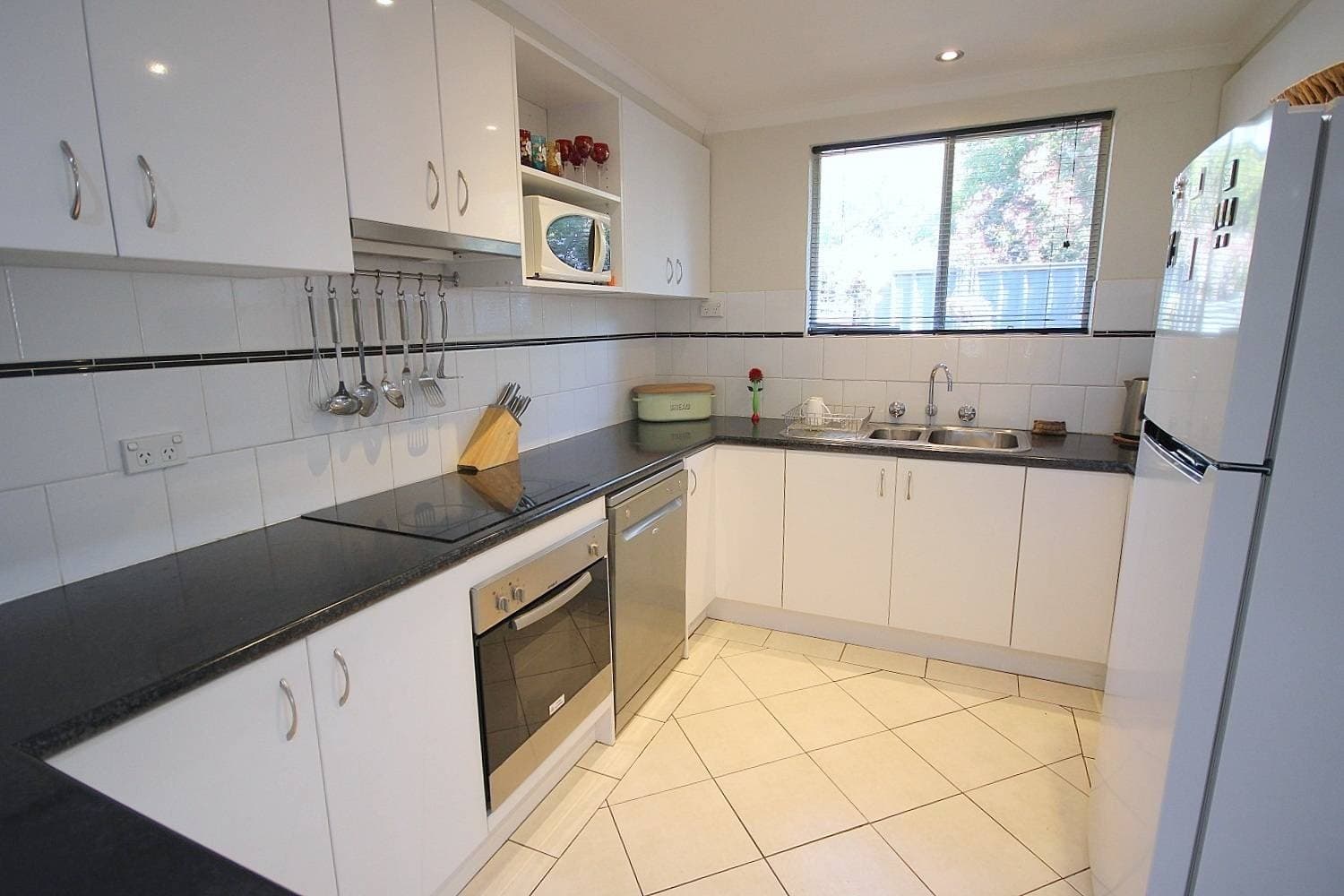 8 Egan Ct, Eden - Thumbnail 8