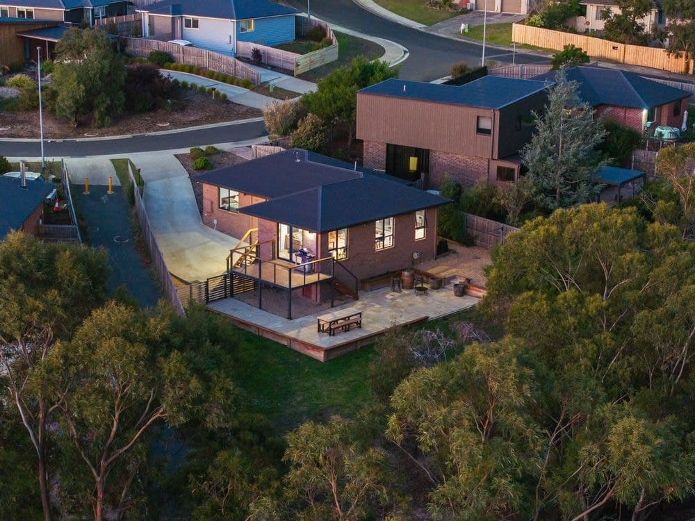 5 Dolphin Drive, KINGSTON, TAS 7050, Kingston - Image 1