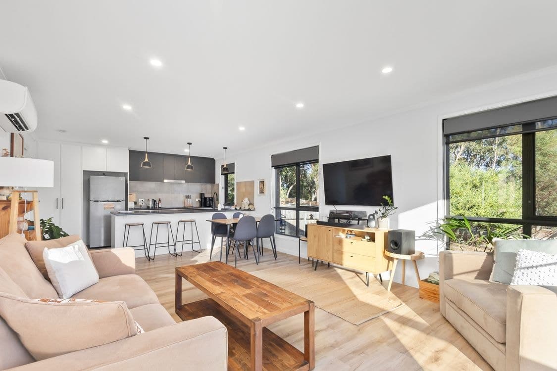 5 Dolphin Drive, KINGSTON, TAS 7050, Kingston - Thumbnail 2