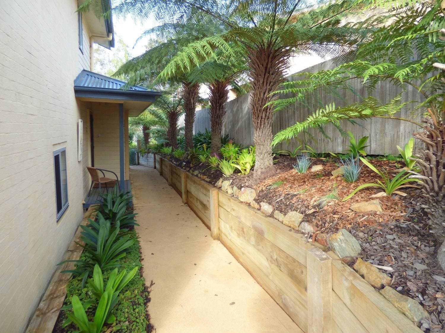 24 Cosham Cl, Eden, Eden - Thumbnail 2