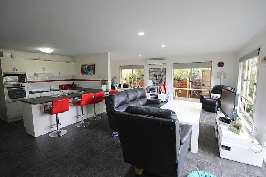 Unit 2, 3A Krista Lee Court, Tura Beach, Tura Beach - Thumbnail 4