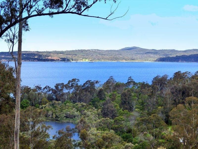 13 Whale Cove Circuit, Eden, Eden - Thumbnail 2