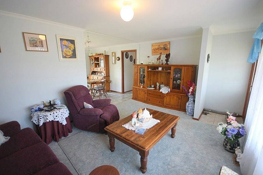 29 Lakeside Drive, Eden, Eden - Thumbnail 4