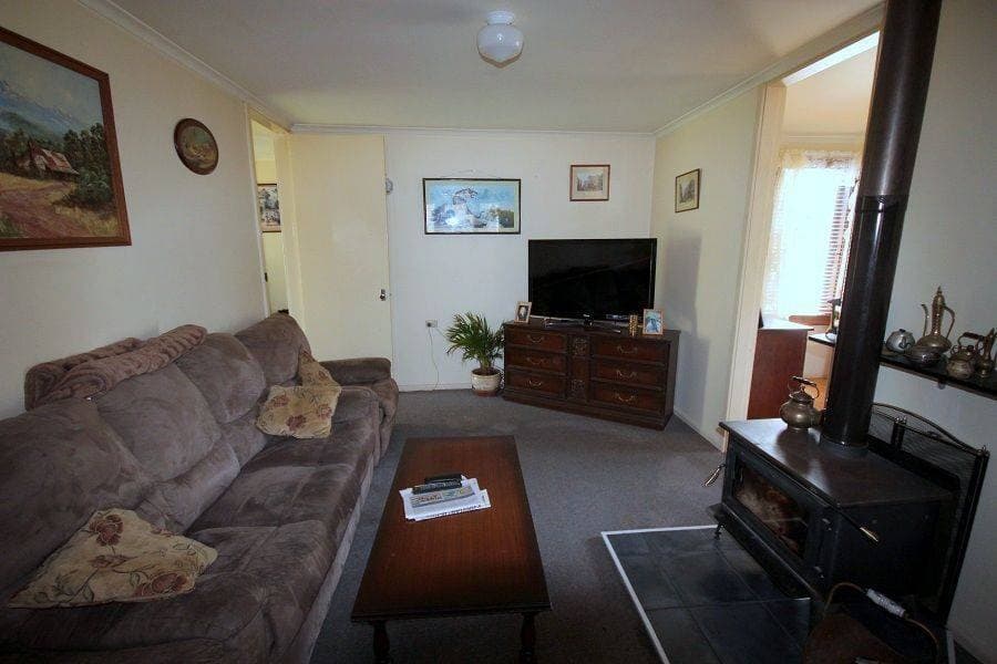 19 Cook Drive, Eden, Eden - Thumbnail 2