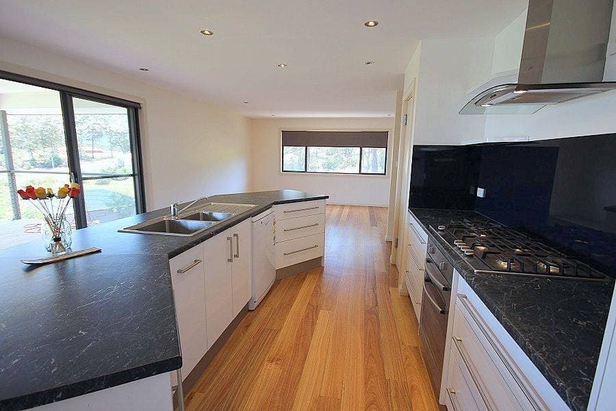8 Trumpeter Avenue, Eden, Eden - Thumbnail 4