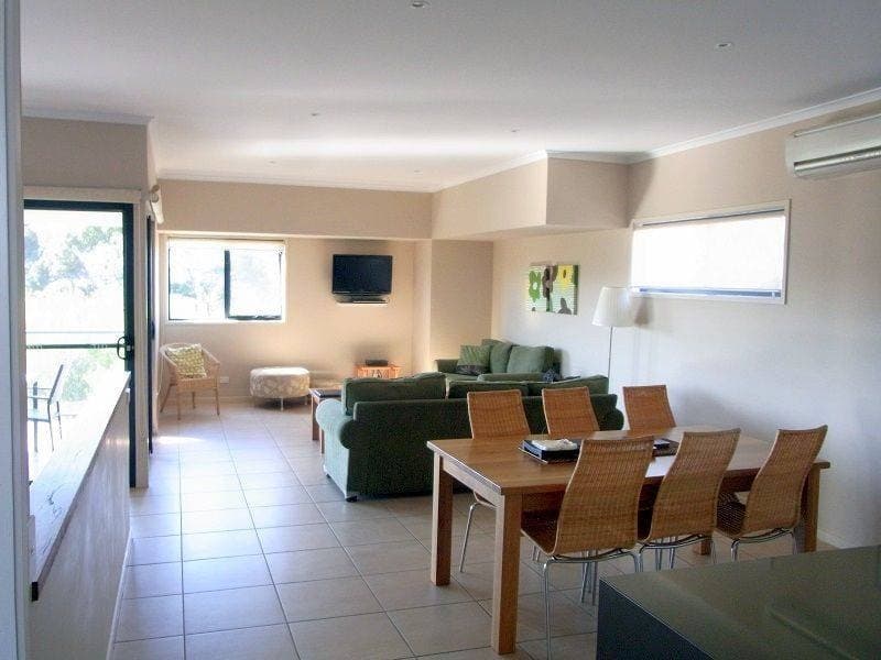 Unit 4/, 2 Lake Street, Eden, Eden - Thumbnail 3
