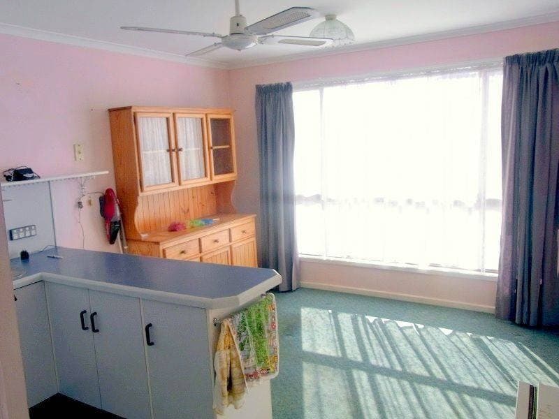 8 Cocks Lane, Eden, Eden - Thumbnail 8
