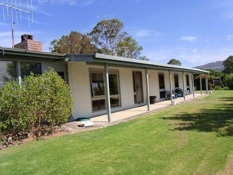 1009 Back Creek Road, Lochiel, Lochiel - Image 1