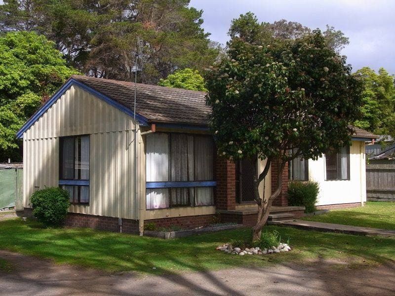 1A King Place, Eden, Eden - Image 1