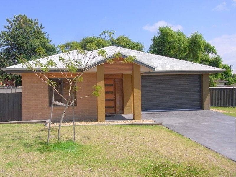 7 Dolphin Crescent, Eden, Eden - Image 1