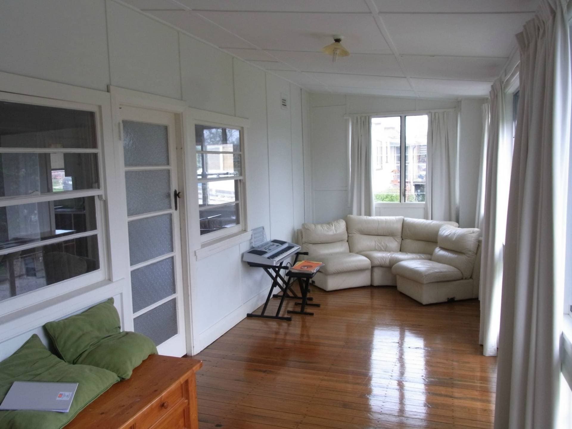 11 Mitchell Street, Eden, Eden - Thumbnail 3
