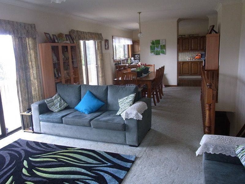 38 Lakeside Drive, Eden, Eden - Thumbnail 3