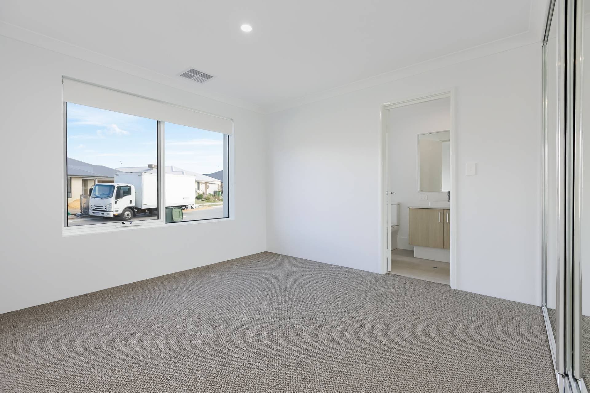 17 Fairy Way, Dudley Park - Thumbnail 2