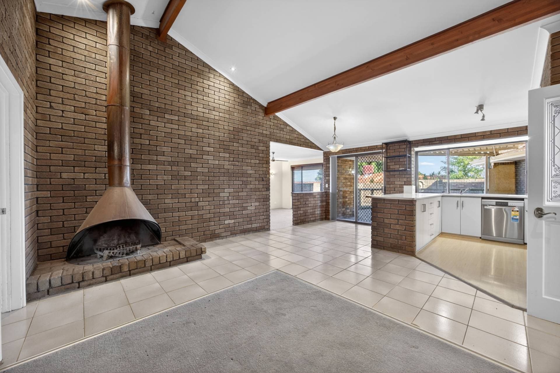 4 Opal Dr, Edgewater - Thumbnail 4