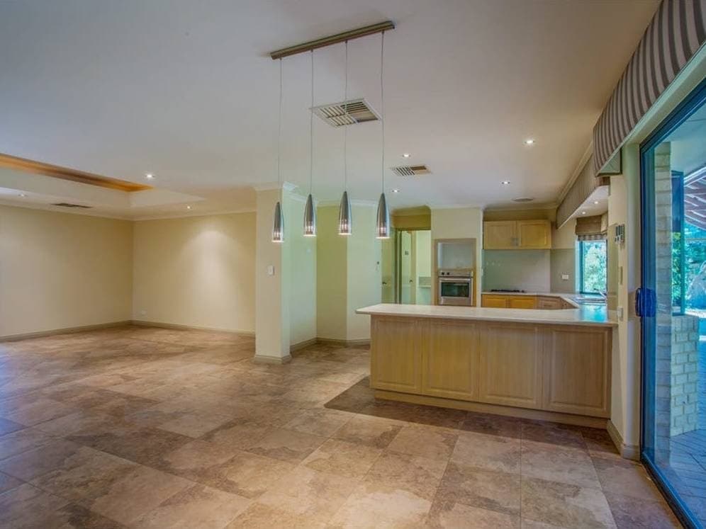 31 Hampshire Drive, Quinns Rocks - Thumbnail 3