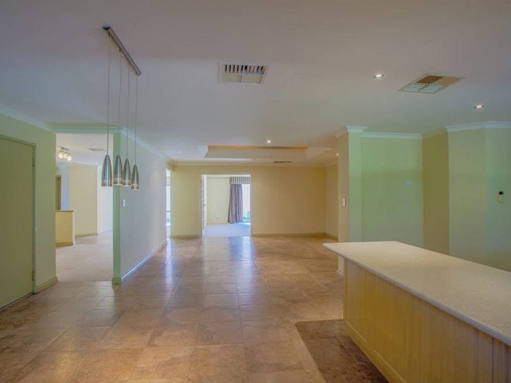 31 Hampshire Drive, Quinns Rocks - Thumbnail 4