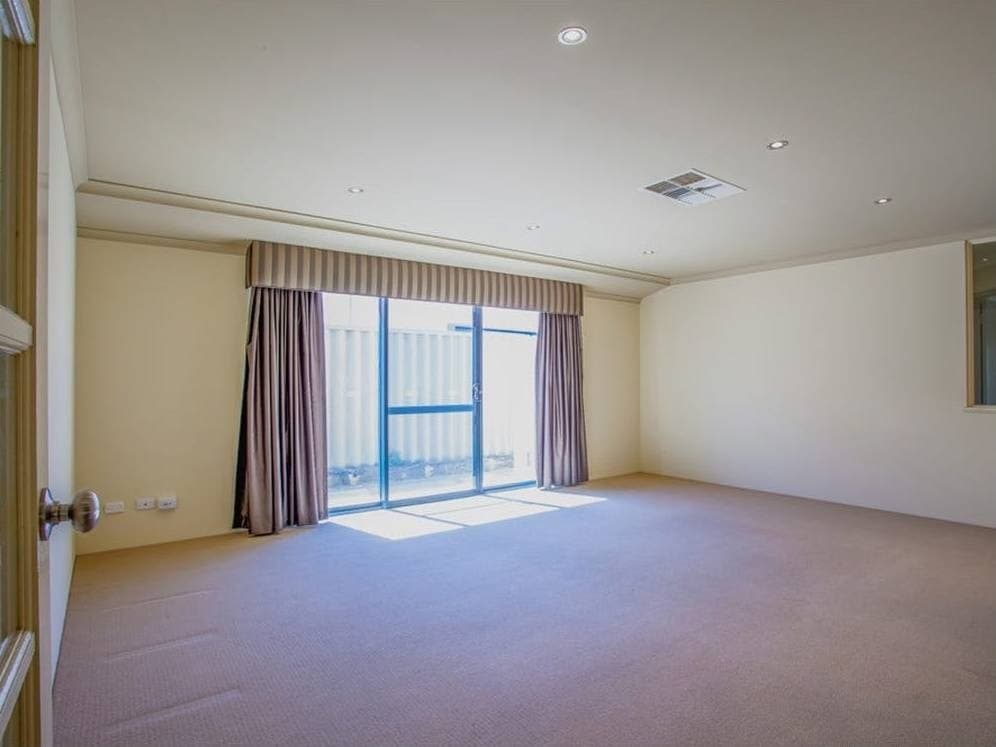 31 Hampshire Drive, Quinns Rocks - Thumbnail 8