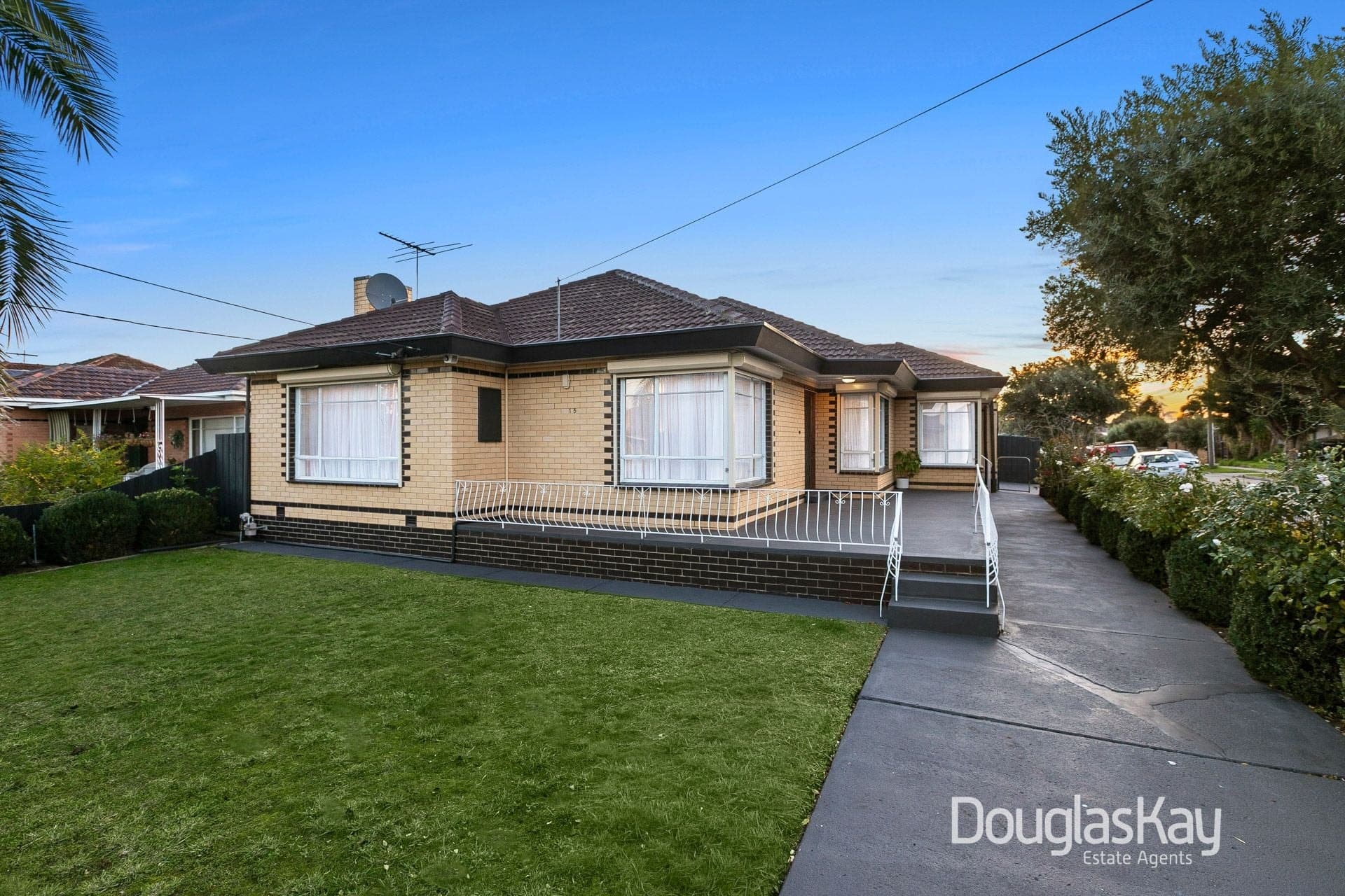 15 Links Street, Sunshine West, Sunshine West - Image 1