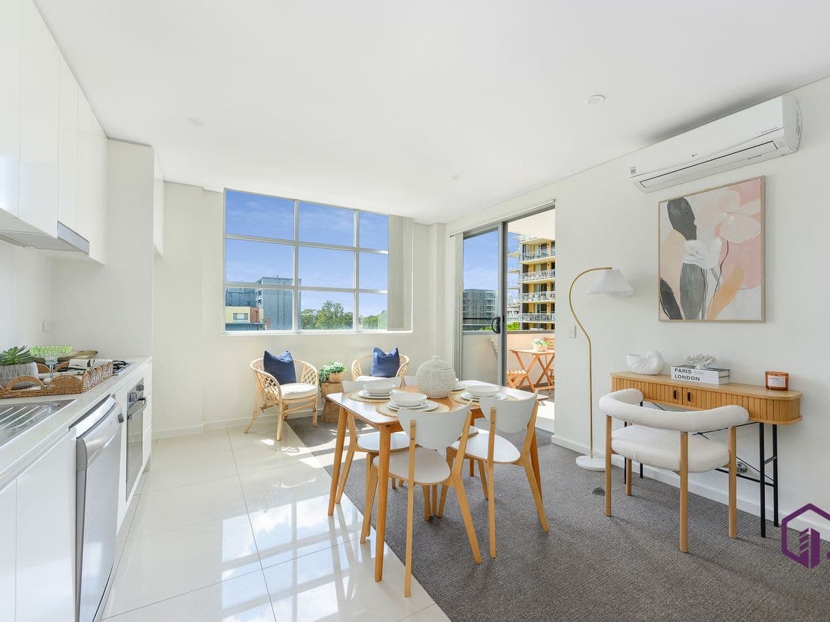 26 / 4 Browne Parade, Liverpool, NSW, Liverpool - Image 1