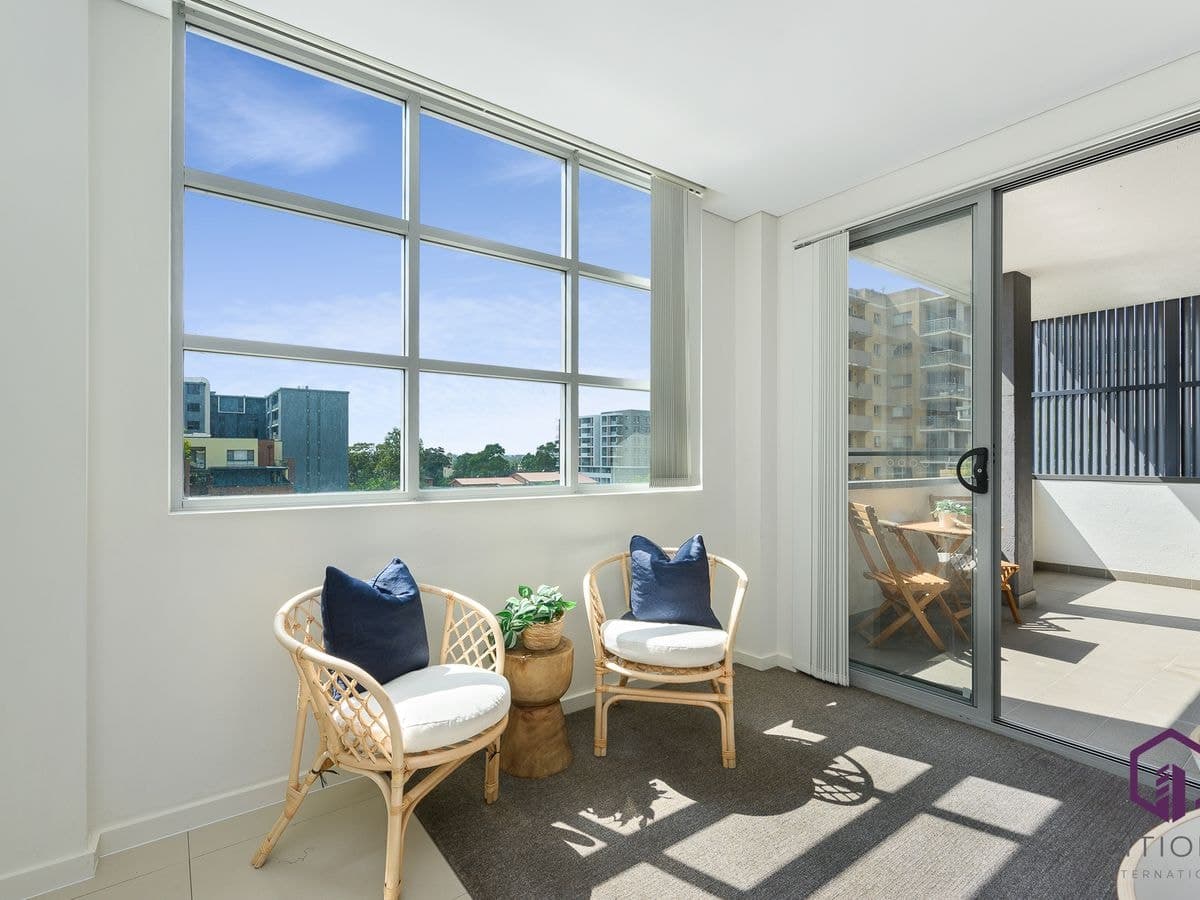 26 / 4 Browne Parade, Liverpool, NSW, Liverpool - Thumbnail 2