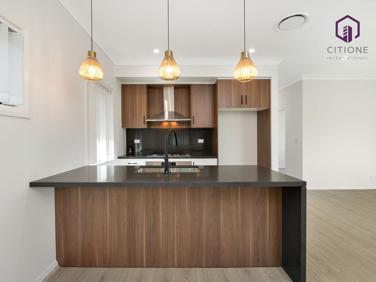 10 Tussock Avenue, Cobbitty, NSW, Cobbitty - Thumbnail 3