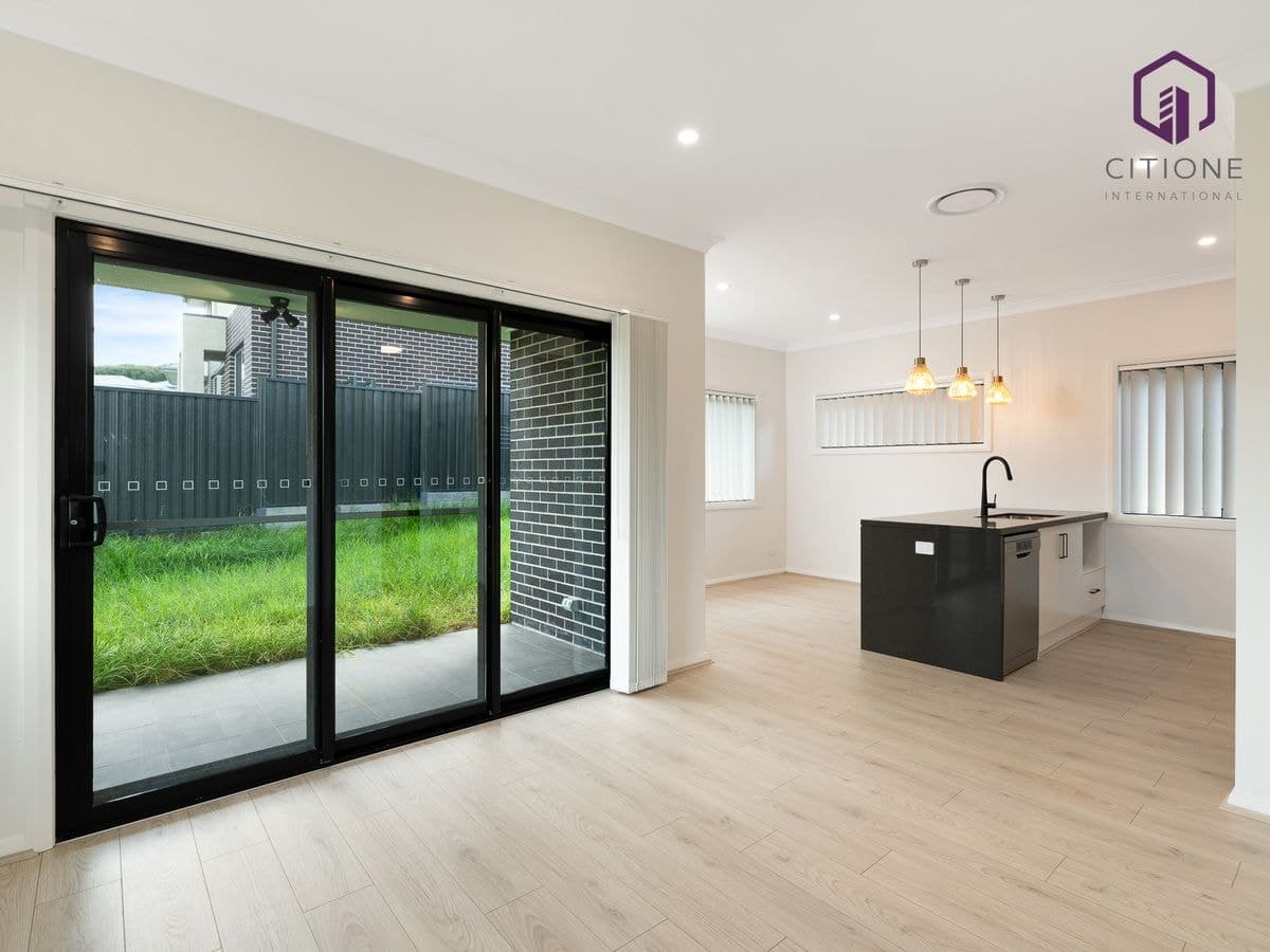10 Tussock Avenue, Cobbitty, NSW, Cobbitty - Thumbnail 4