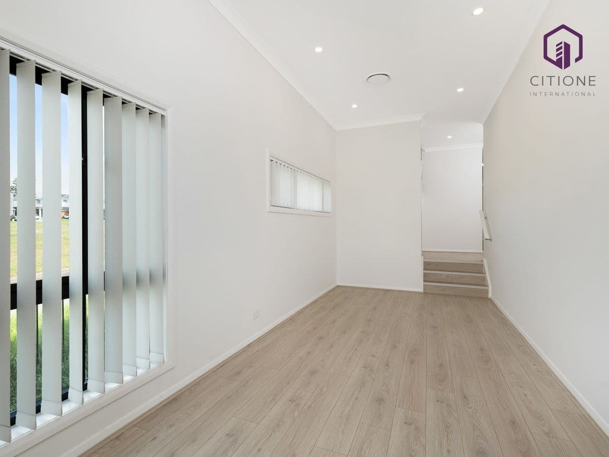 10 Tussock Avenue, Cobbitty, NSW, Cobbitty - Thumbnail 7