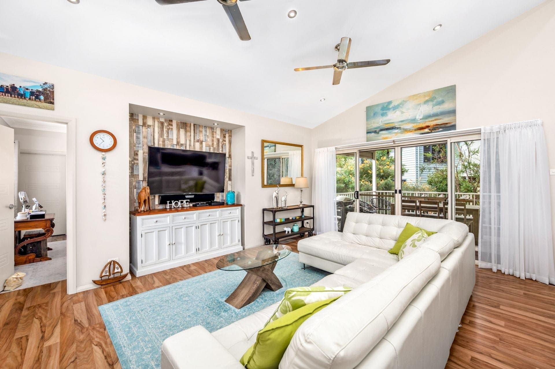 23 Lake Forest Drive, Murrays Beach - Thumbnail 3