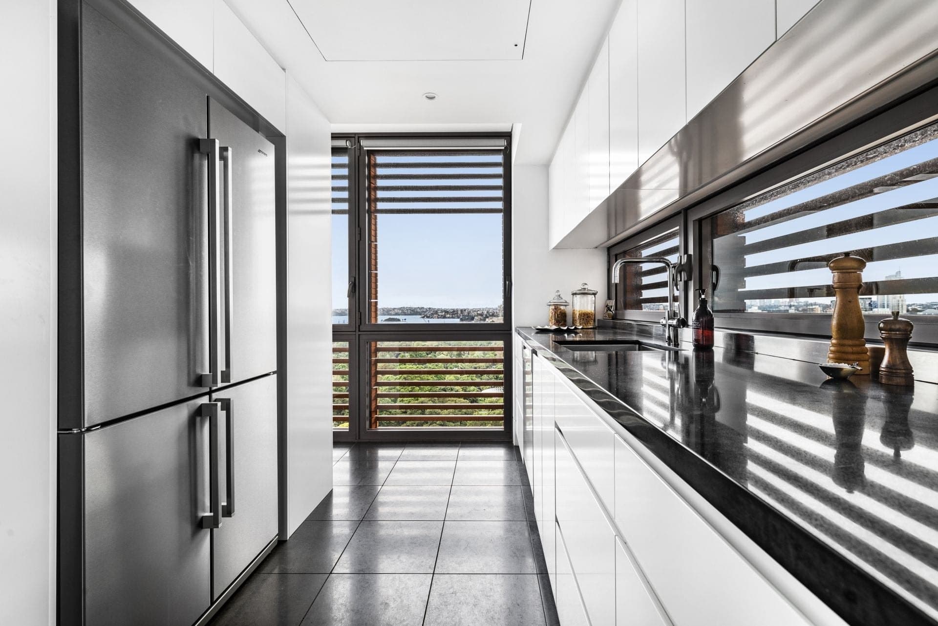 60/155 Macquarie Street, Sydney NSW, Sydney - Thumbnail 5