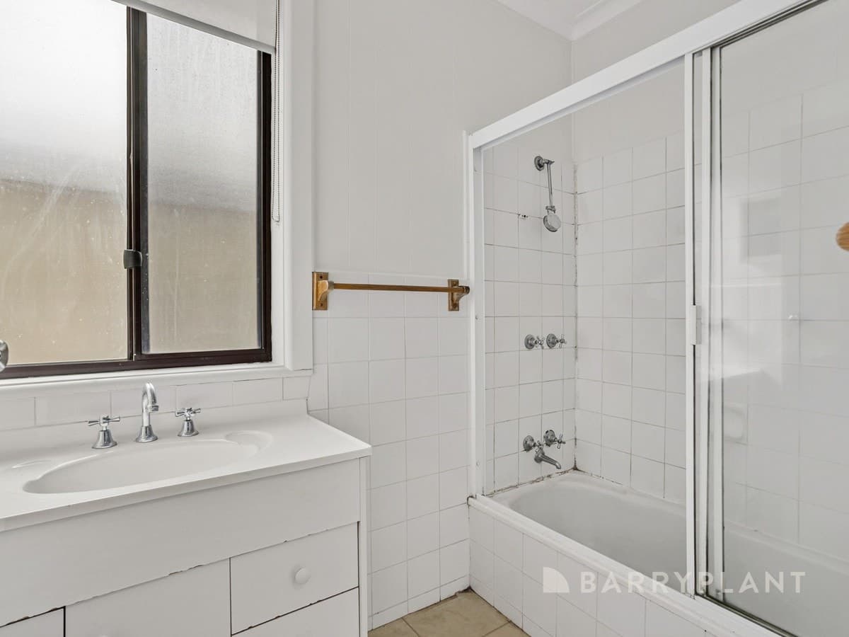 151 Seventh Avenue, Rosebud, VIC 3939, Rosebud - Thumbnail 6