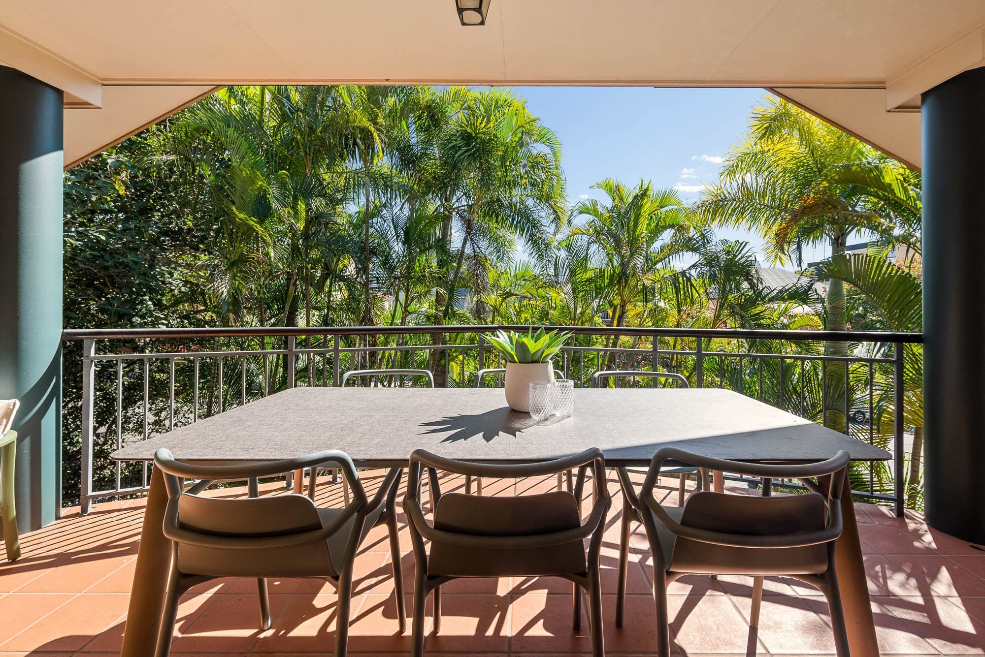 22/289 Harcourt Street, Teneriffe - Image 1