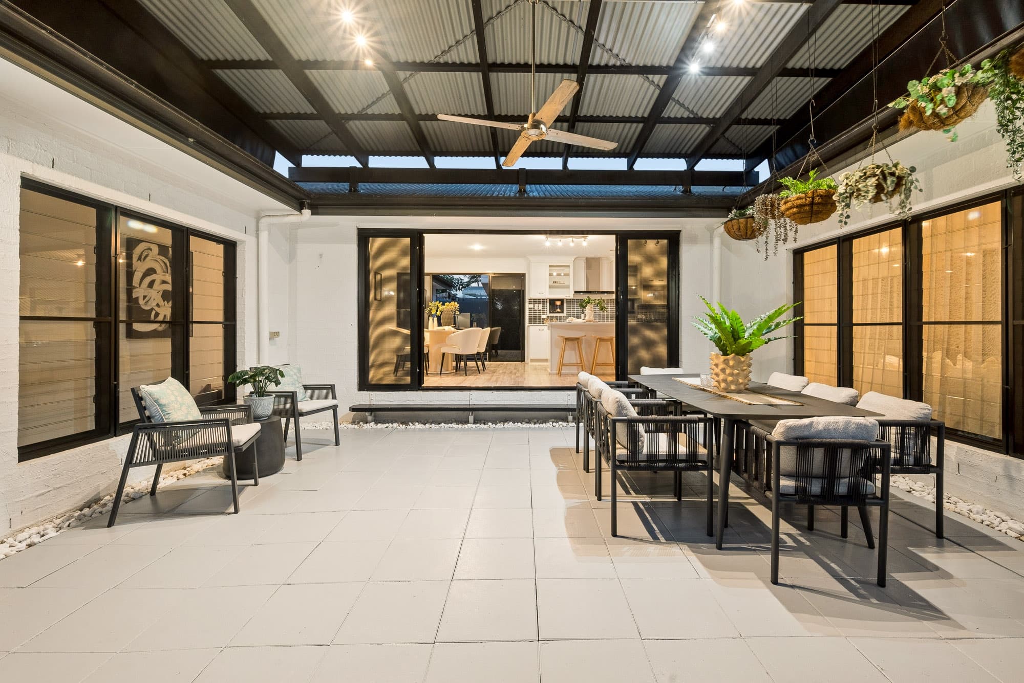 12 Monica Court, Eatons Hill - Thumbnail 7