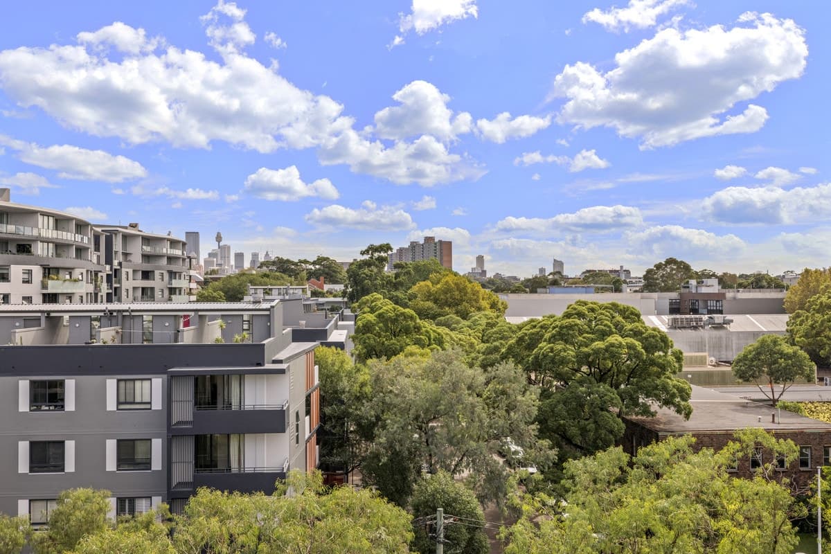 427/2-4 Powell Street, Waterloo, NSW, Waterloo - Image 1