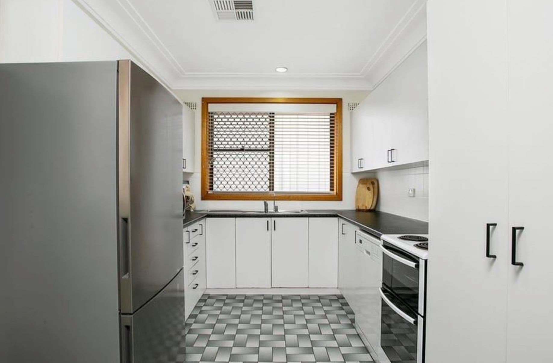 103 Sparks Street, Eastlakes, NSW, Eastlakes - Thumbnail 6