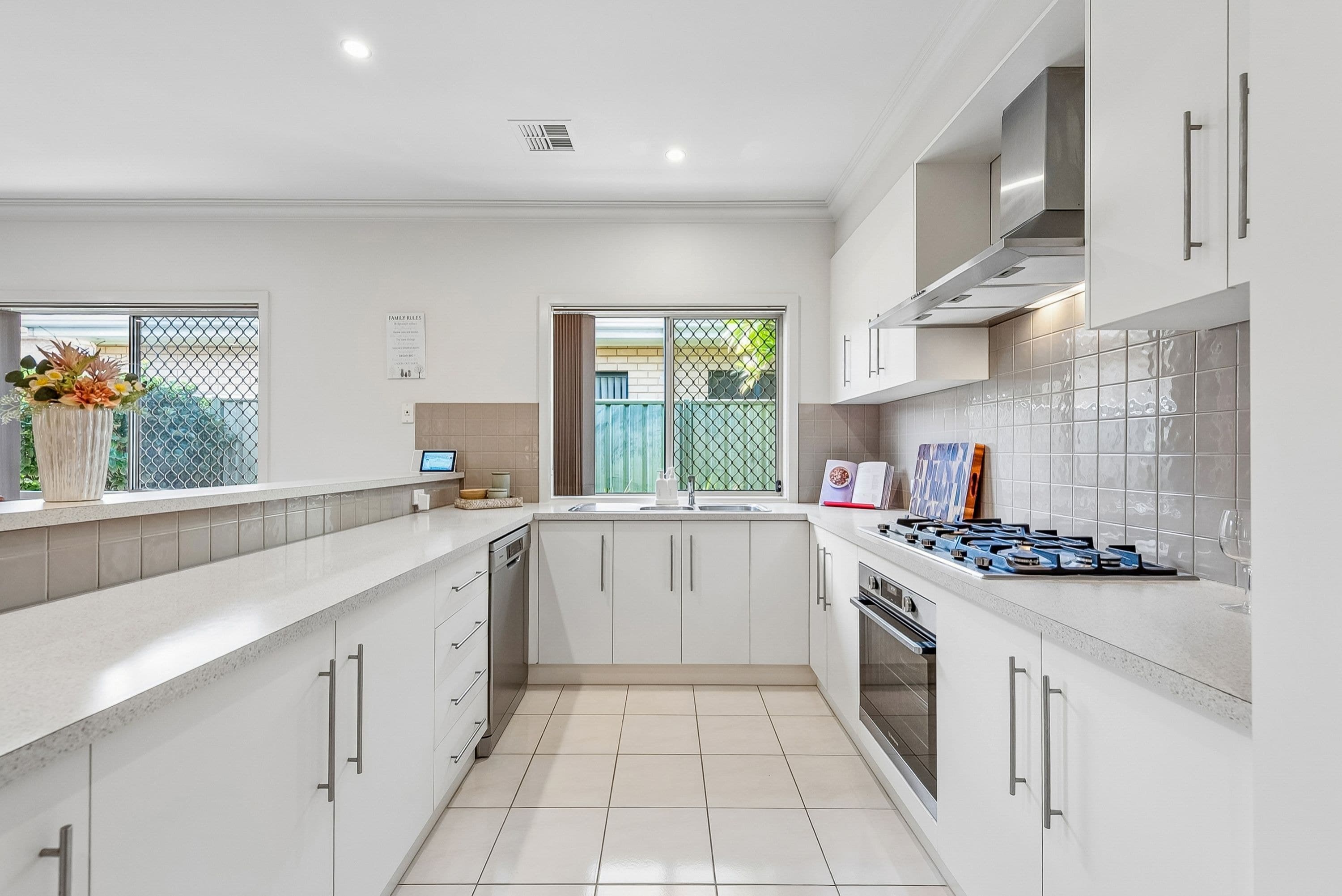 15 Brimpton Avenue, Mawson Lakes SA 5095, Mawson Lakes - Thumbnail 4