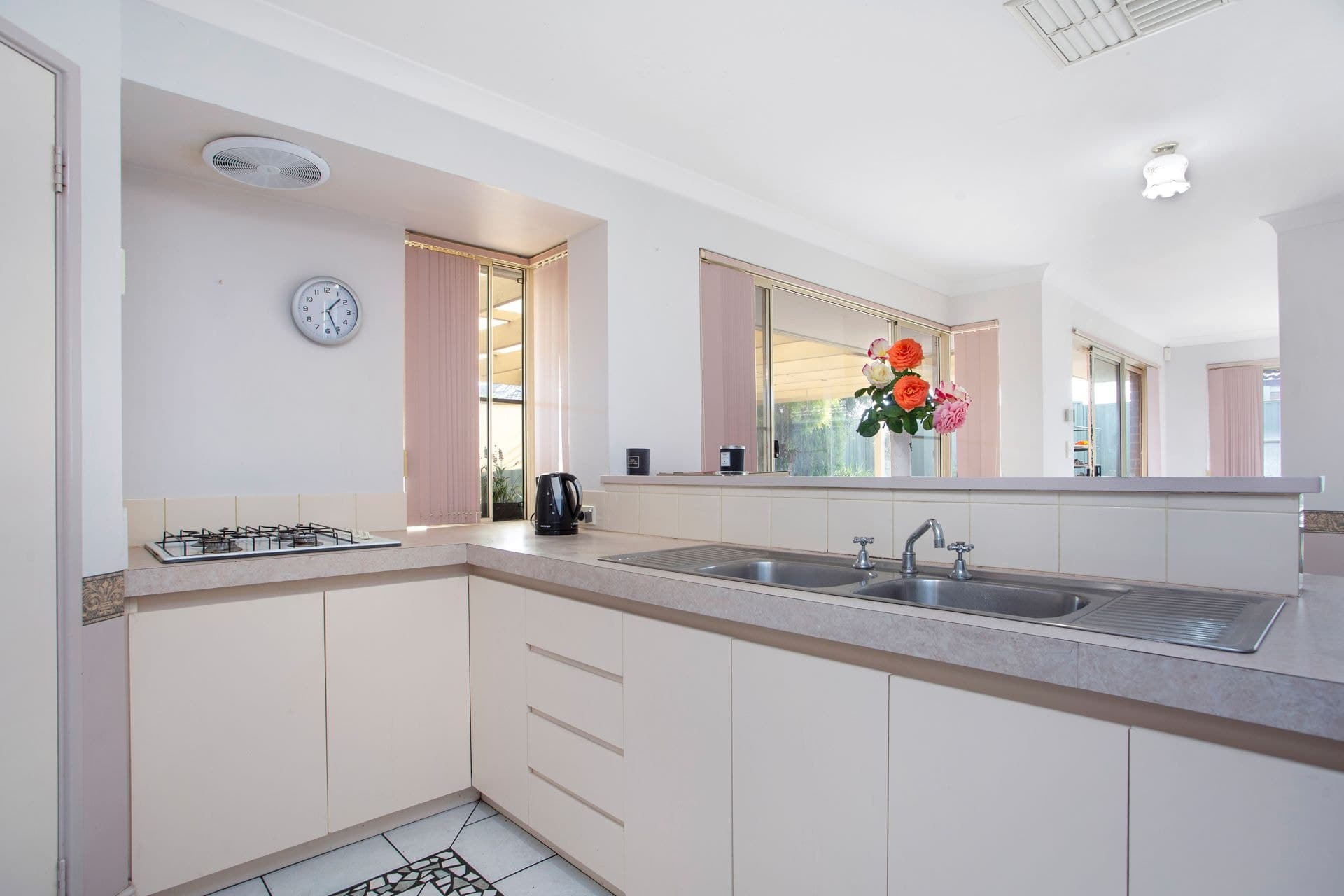 5 Gaby Way, Marangaroo, WA 6064, Marangaroo - Thumbnail 4