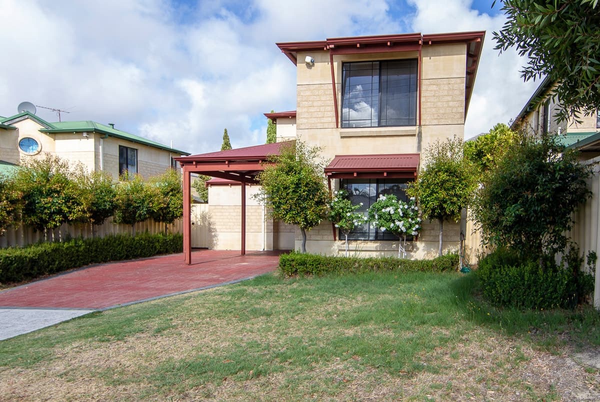 13 Lockwood Street, Yokine, WA 6060, Yokine - Thumbnail 2
